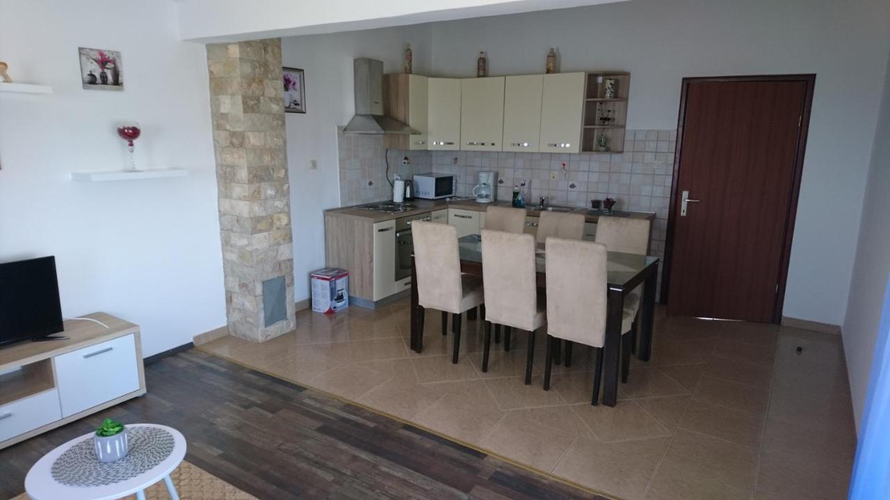 Apartman Vuleta Ražanac Zewnętrze zdjęcie
