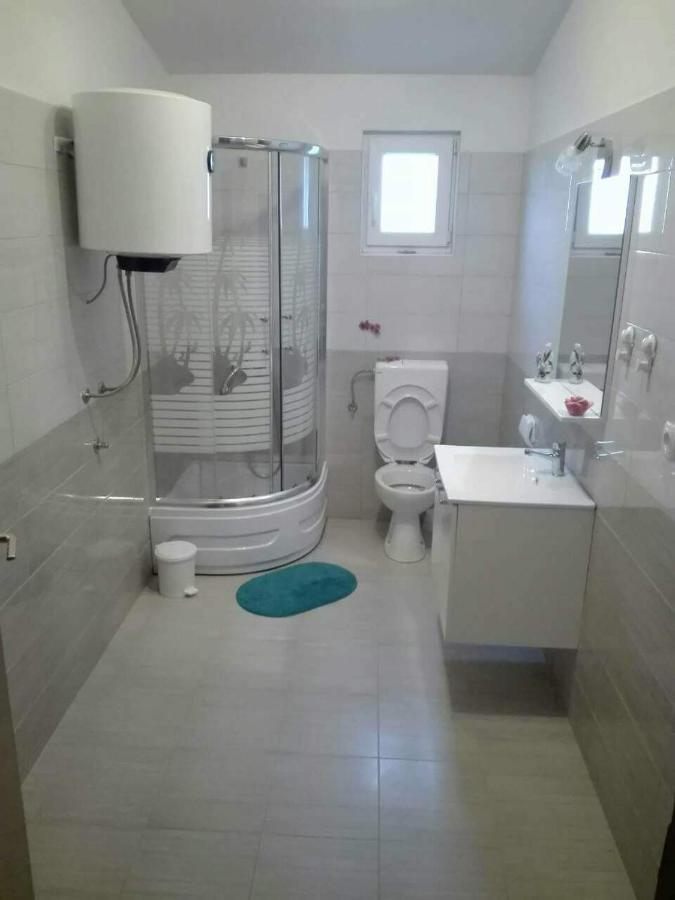 Apartman Vuleta Ražanac Zewnętrze zdjęcie