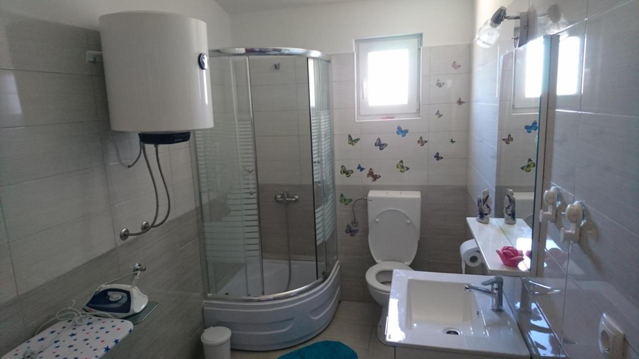 Apartman Vuleta Ražanac Zewnętrze zdjęcie
