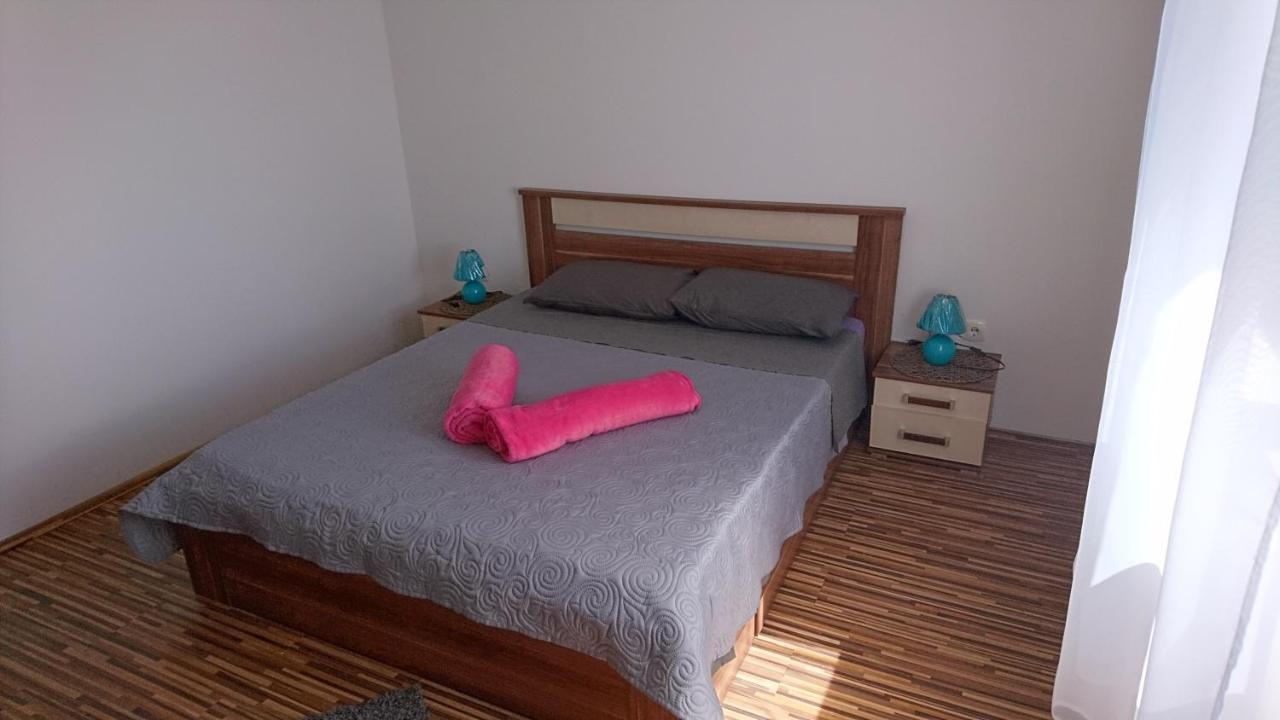 Apartman Vuleta Ražanac Zewnętrze zdjęcie