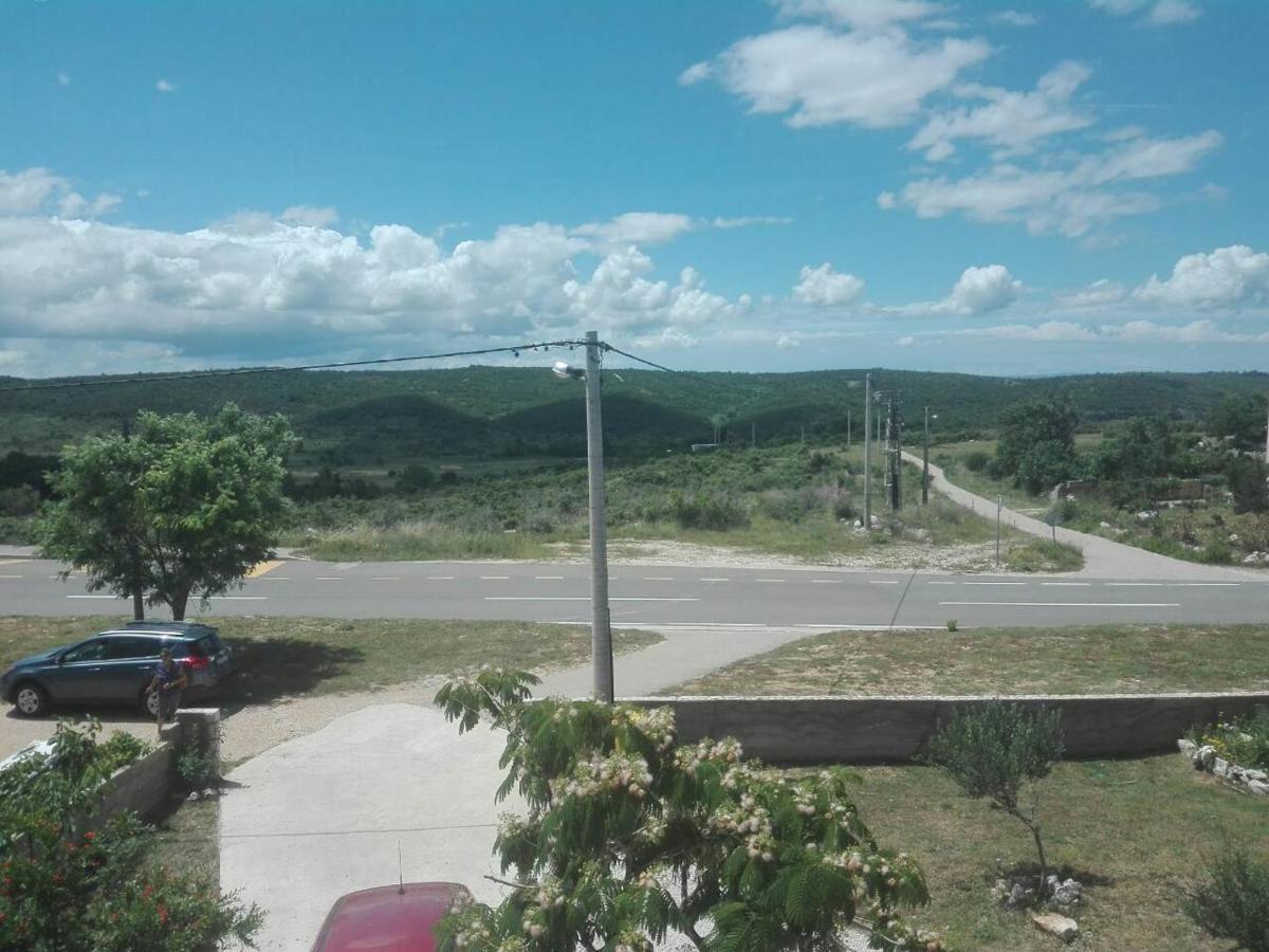 Apartman Vuleta Ražanac Zewnętrze zdjęcie